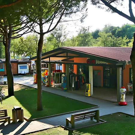 Mobilehome Orione Fuer 5 Personen בית נופש